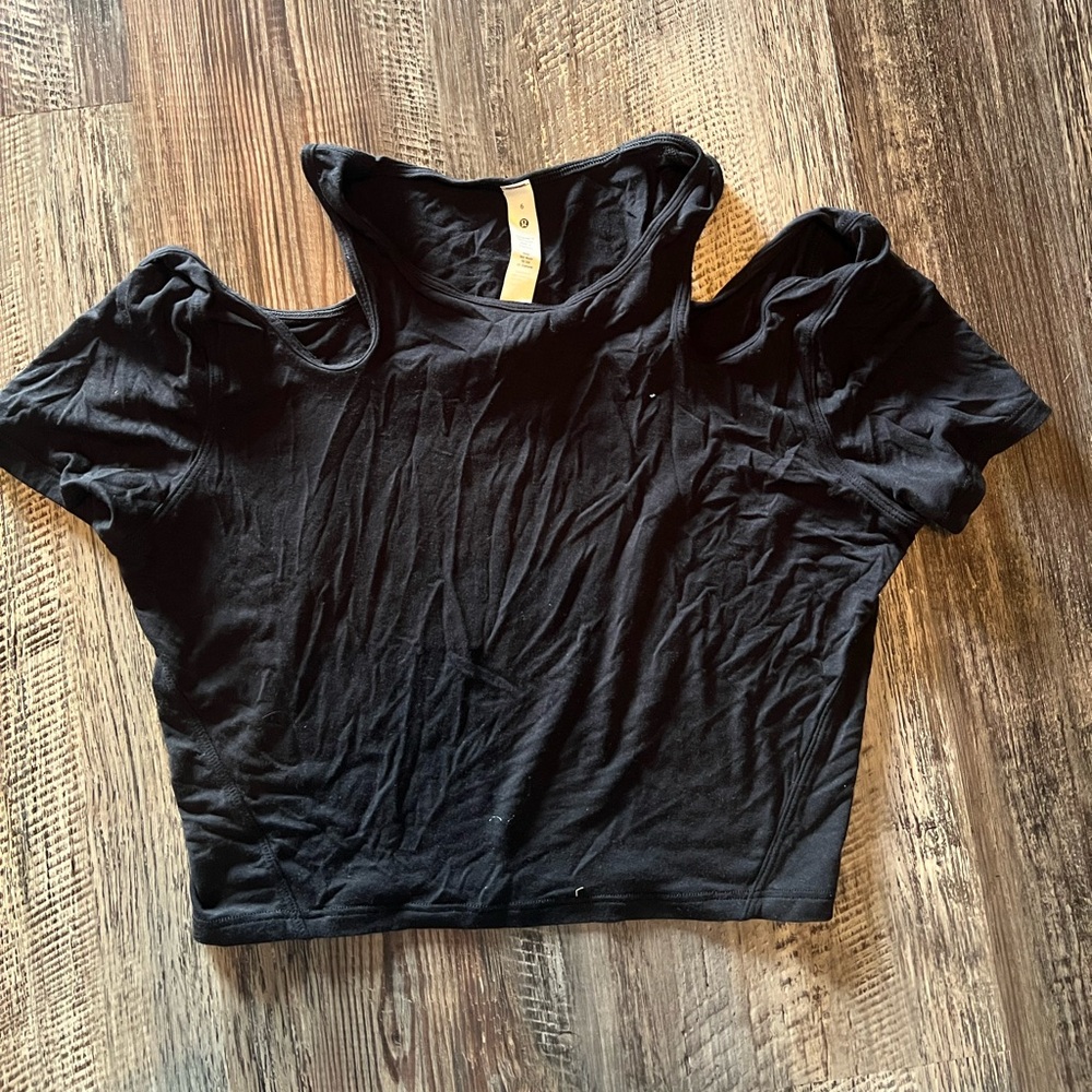 Lululemon Shoulder Top